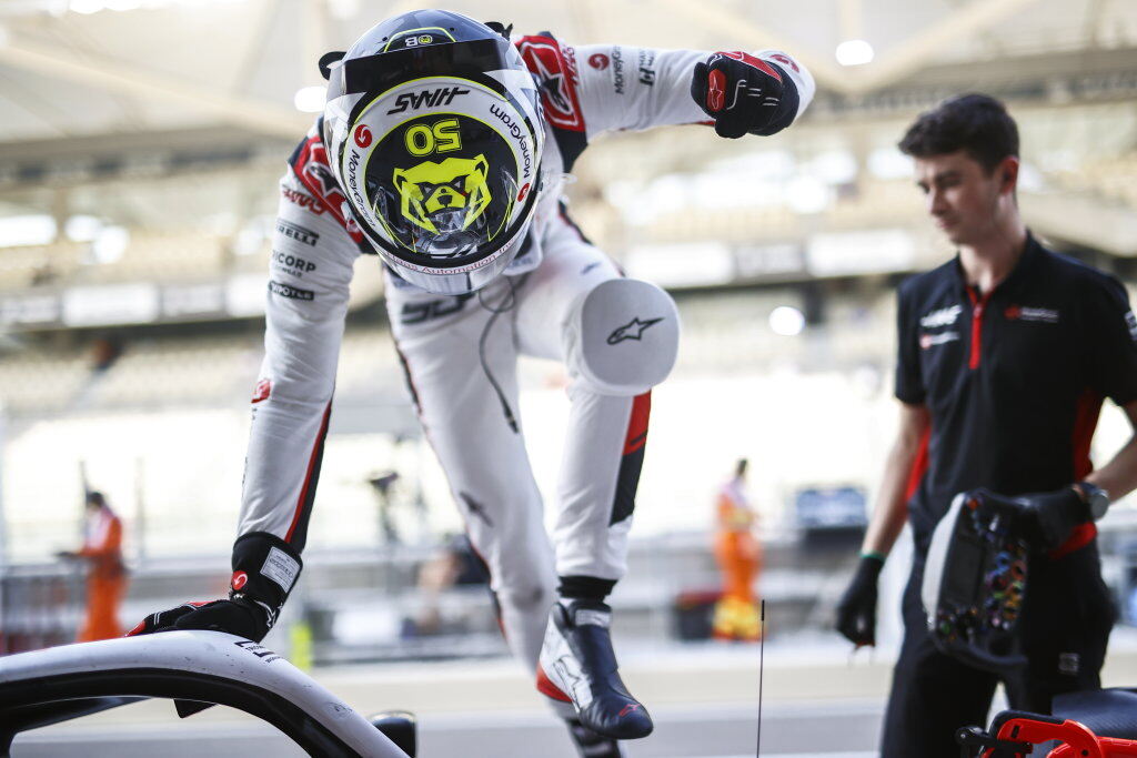 2023 Abu Dhabi Grand Prix Oliver Bearman, Haas F1 Team.